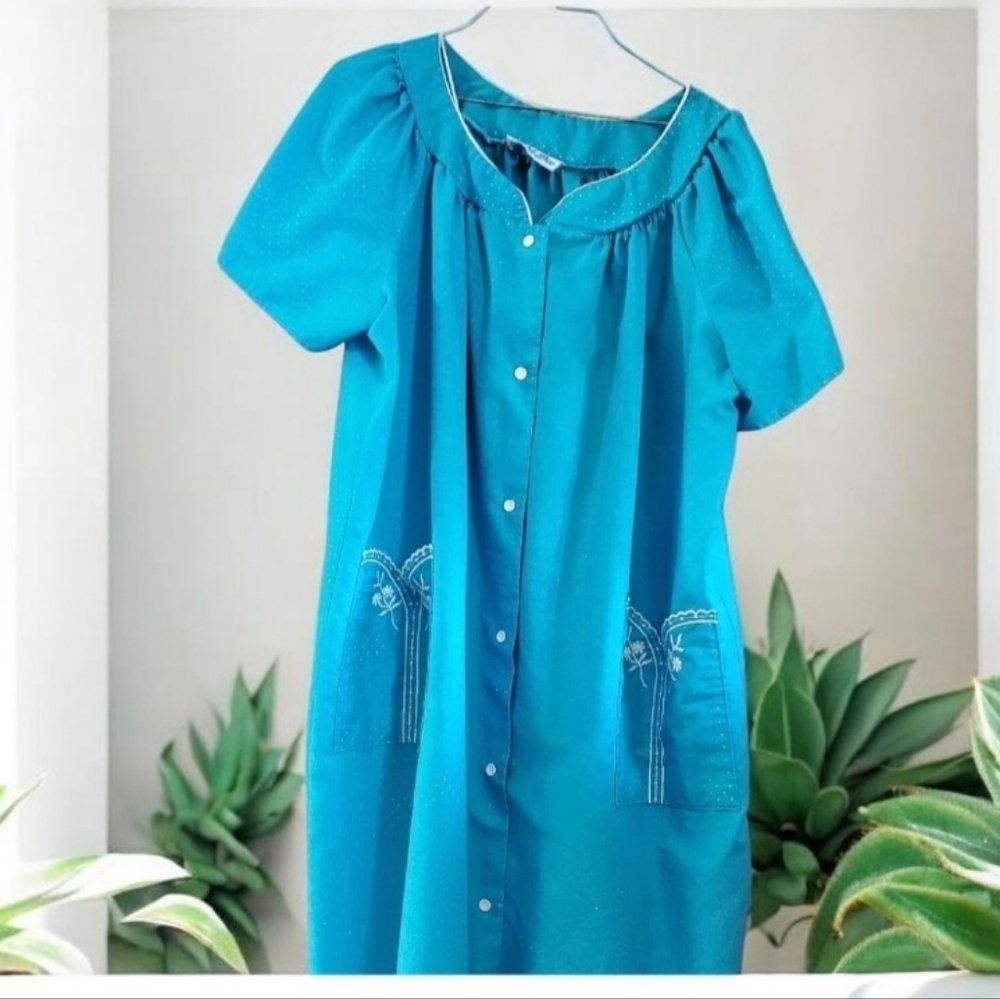 Vintage Lara Dee Robe Housecoat